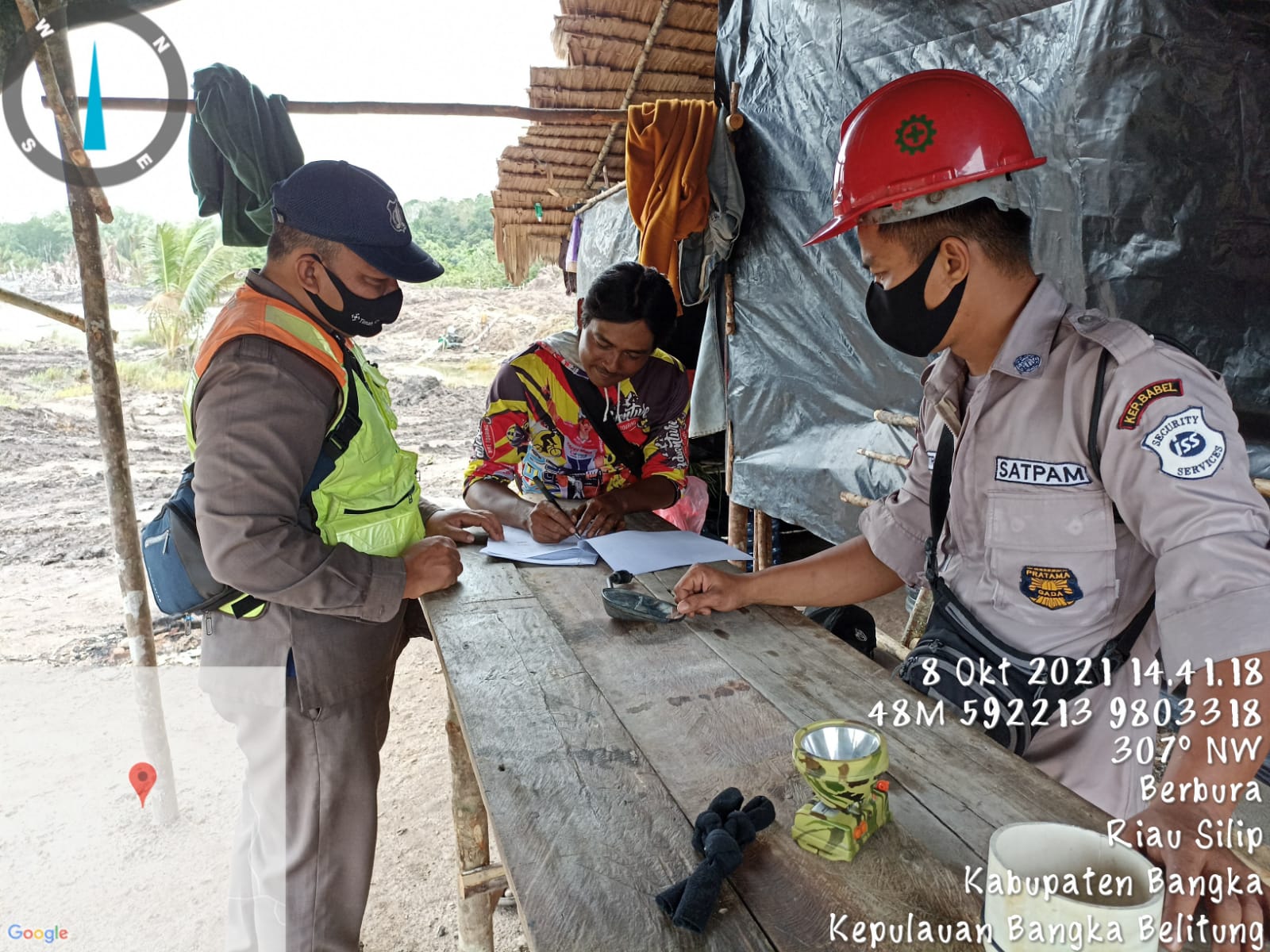 Sedang Asyik Nambang di Dusun Tirus, Empat Unit Tambang ilegal ini Distop Divpam PT Timah, Selanjutnya Ini Yang Terjadi IMG 20211009 WA0042