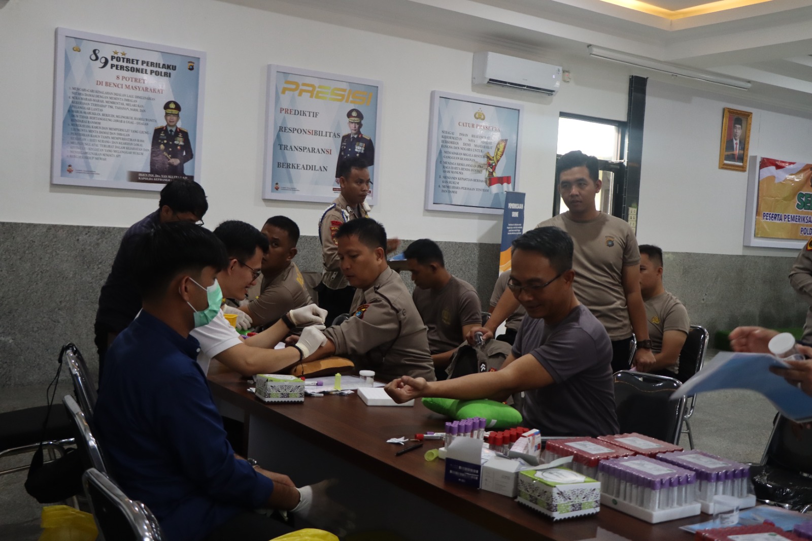 Pertahankan Derajat Kesehatan, Personil Polres Bangka Jalani Pemeriksaan Berkala