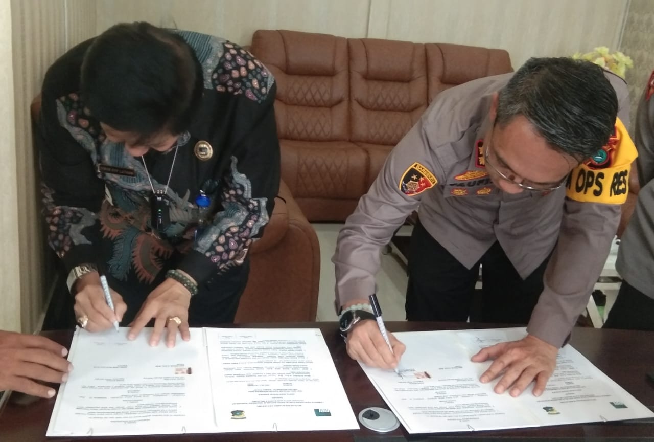 Kunjungi Kantor LPP RRI Sungailiat, Kapolres Bangka Teken MOU WhatsApp Image 2023 02 17 At 15.56.59 1